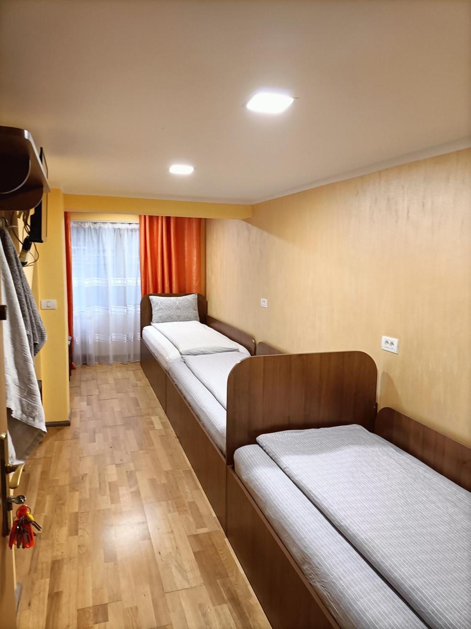 Casa Heidi Hotel ทิมิชัวรา ภายนอก รูปภาพ